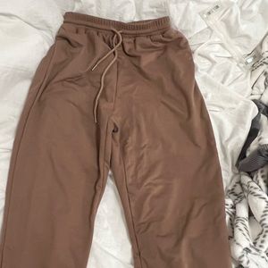 Brown lounge sweatpants Shein